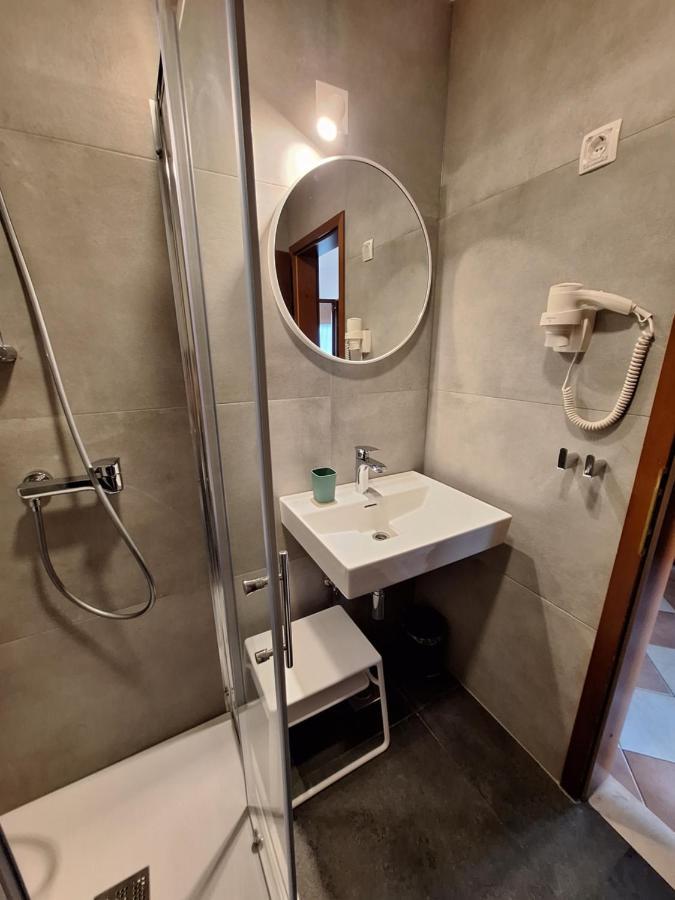 Apartma Mia, Aparthotel Rosa Podčetrtek Rum bild