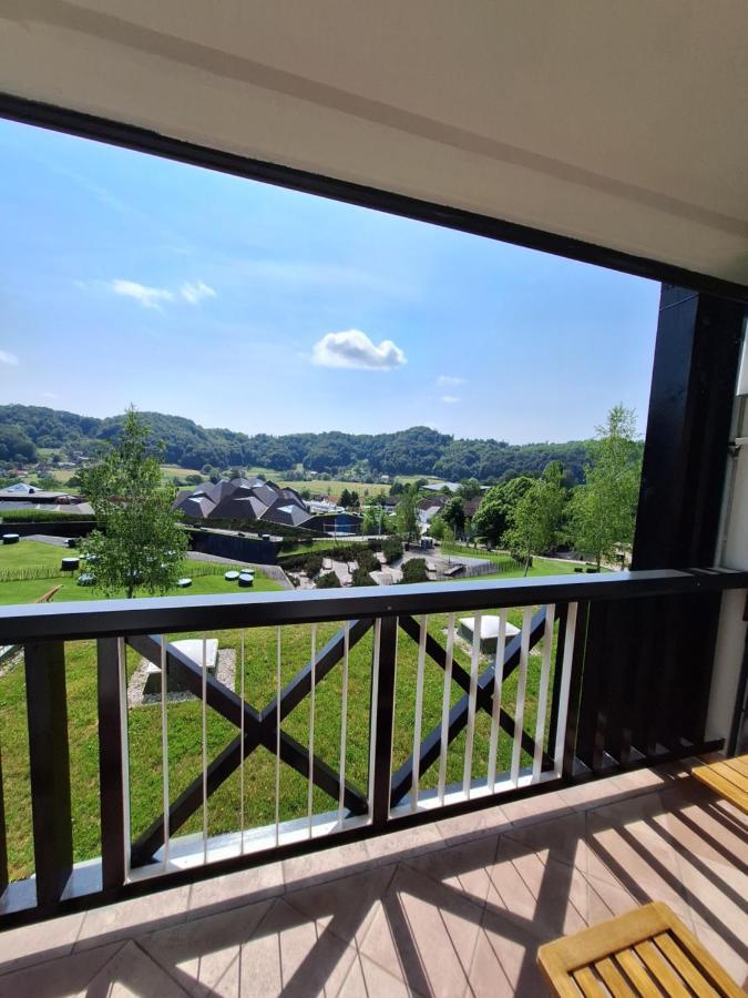 Apartma Mia, Aparthotel Rosa Podčetrtek Rum bild